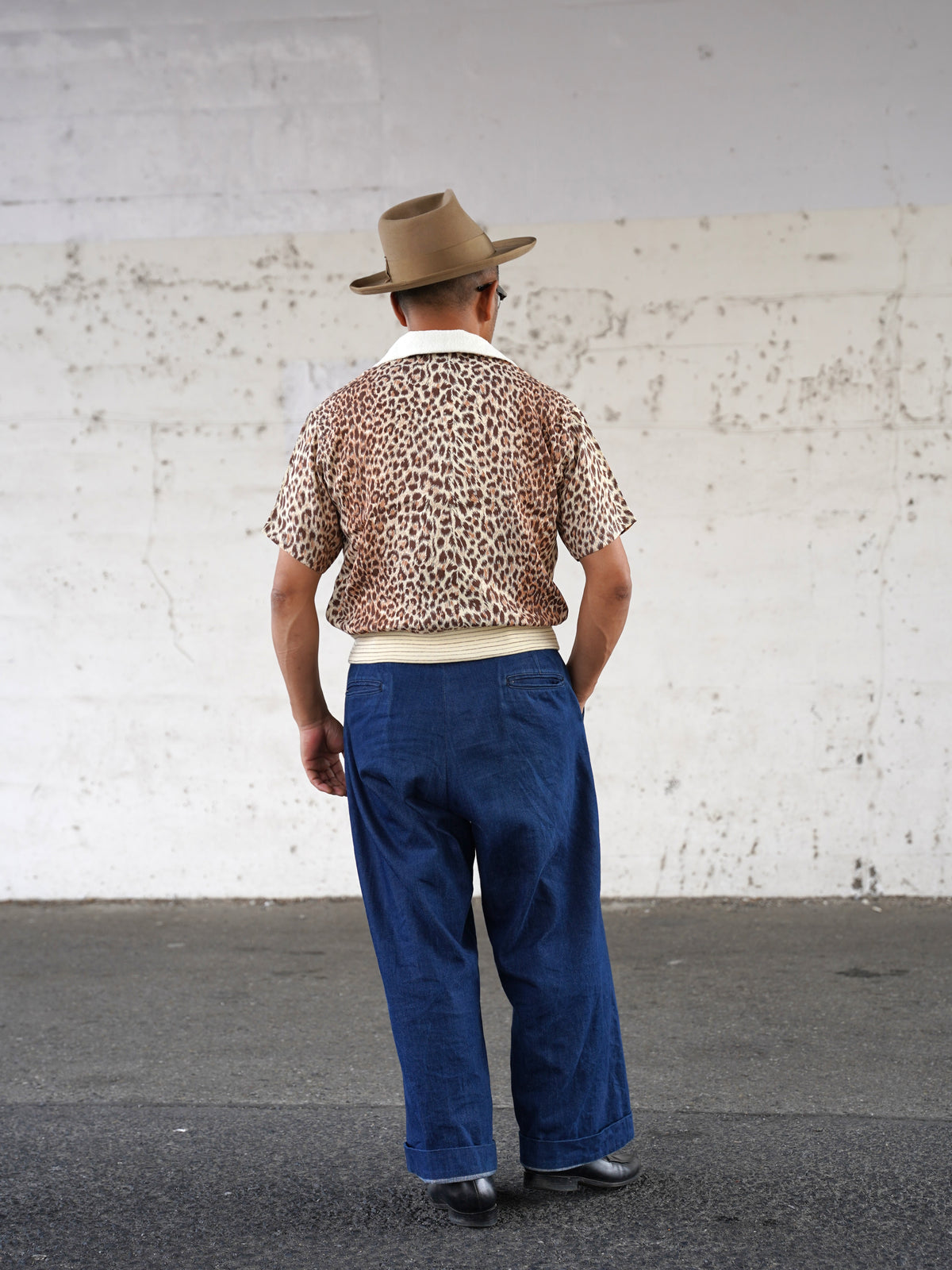 #270115 1950s Leopard Pullover Shirt