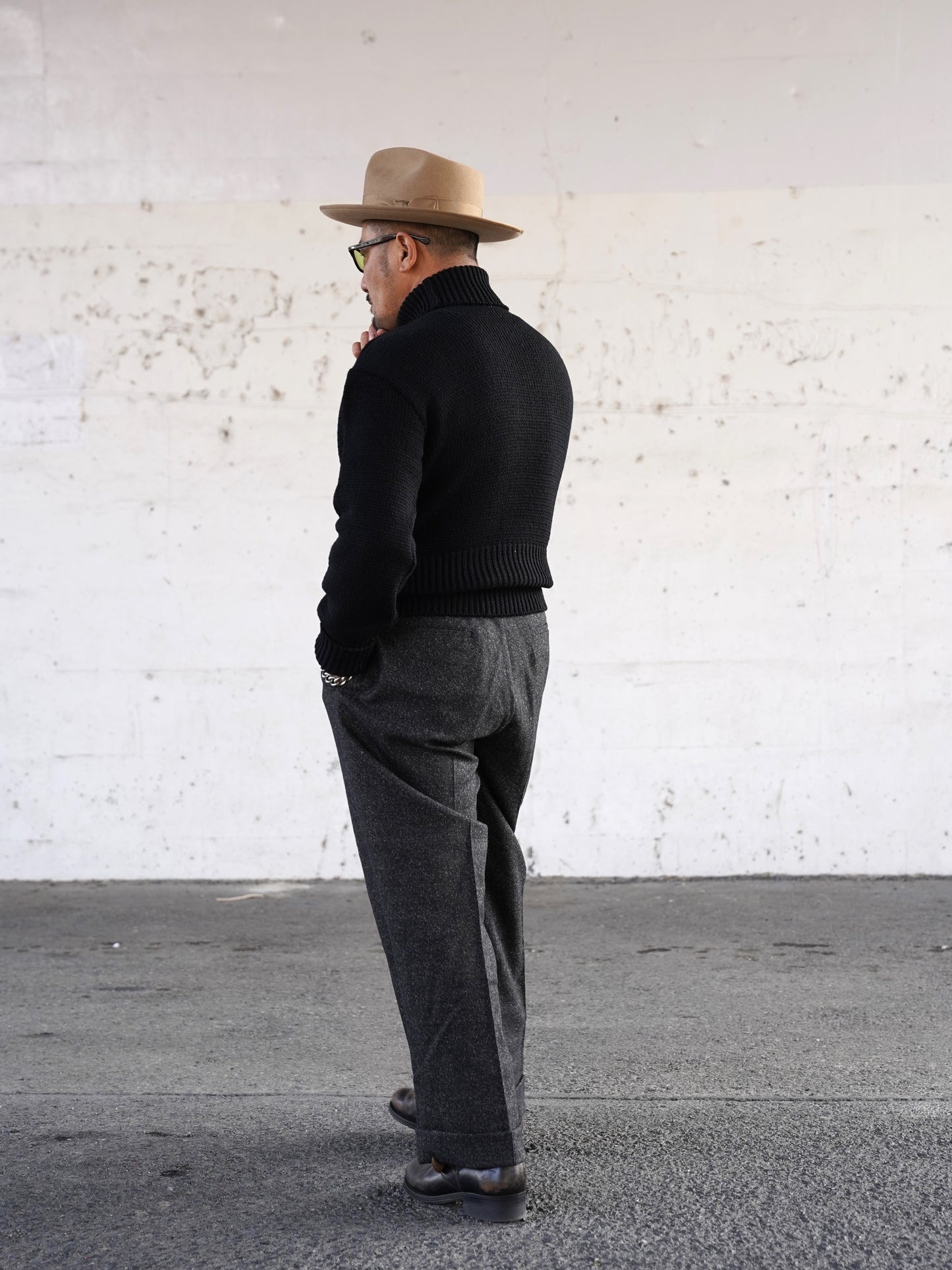 #240301 1930 Trousers