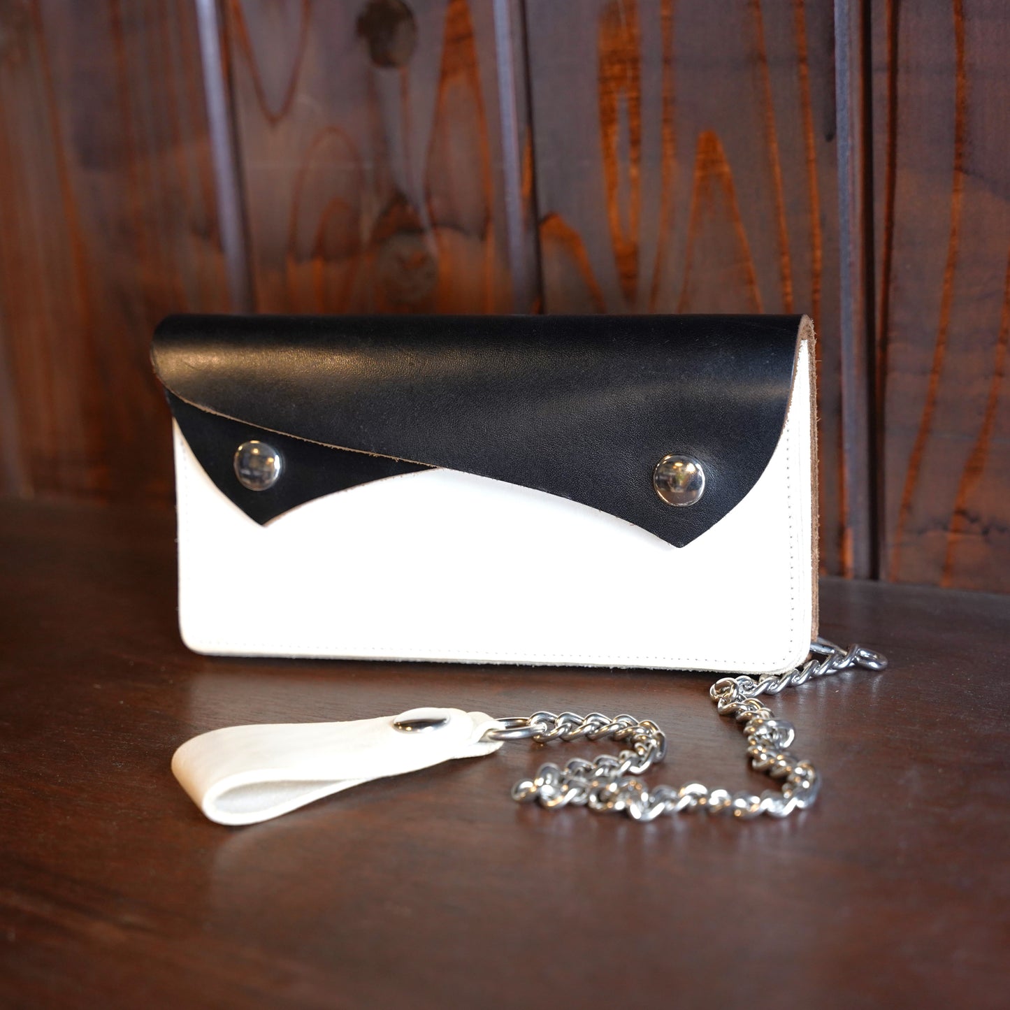#260503 1950s Tracker Wallet