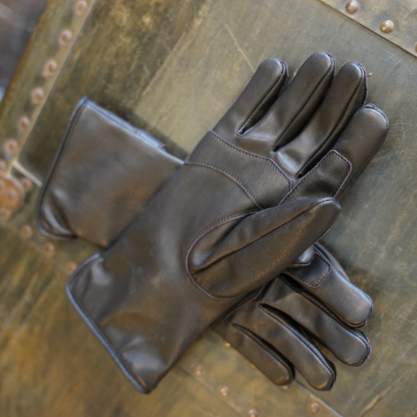 #260507 1950s Leather Glove