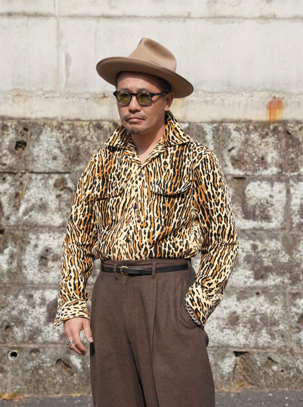 #516 1950s L/S Corduroy Shirt / Leopard