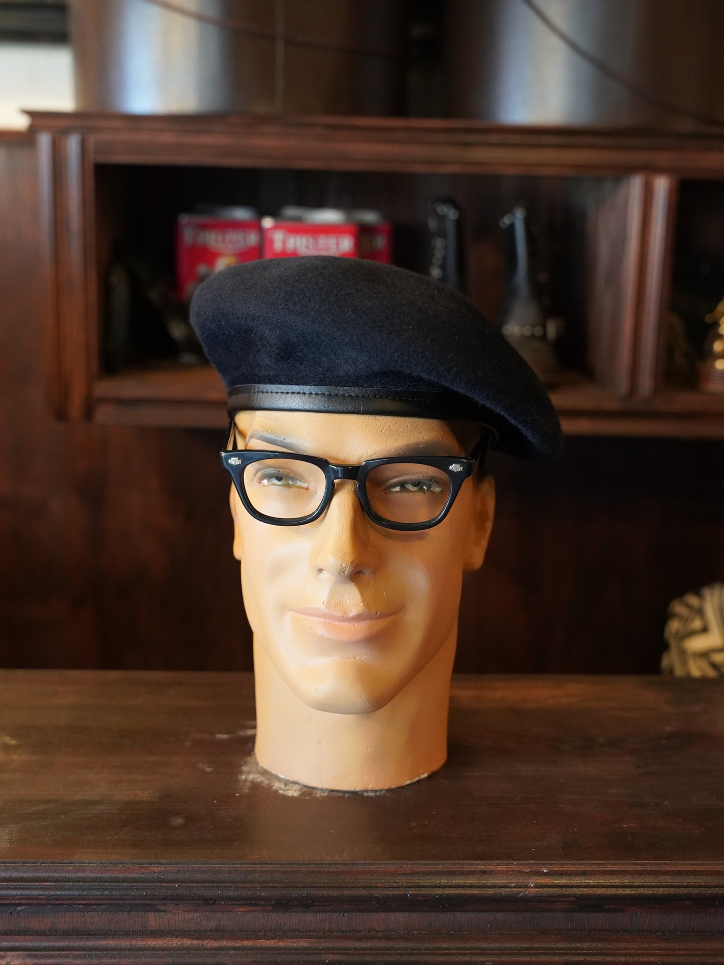 #415 Vintage style Beret