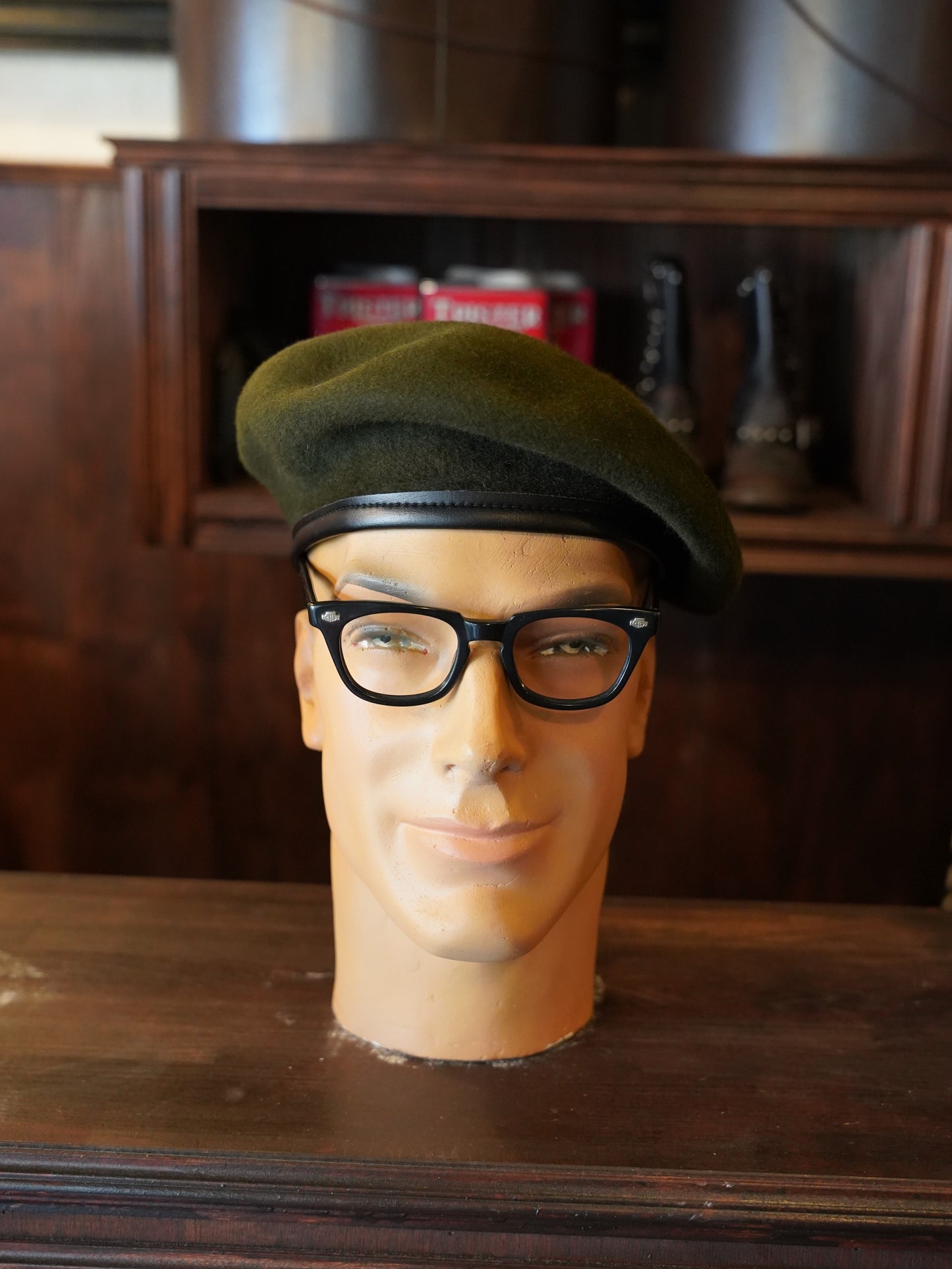 #415 Vintage style Beret