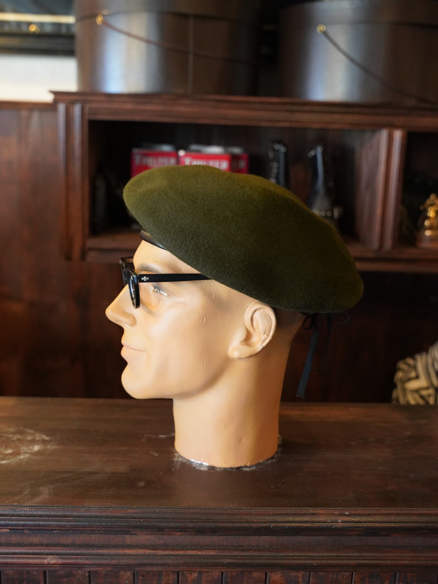 #415 Vintage style Beret