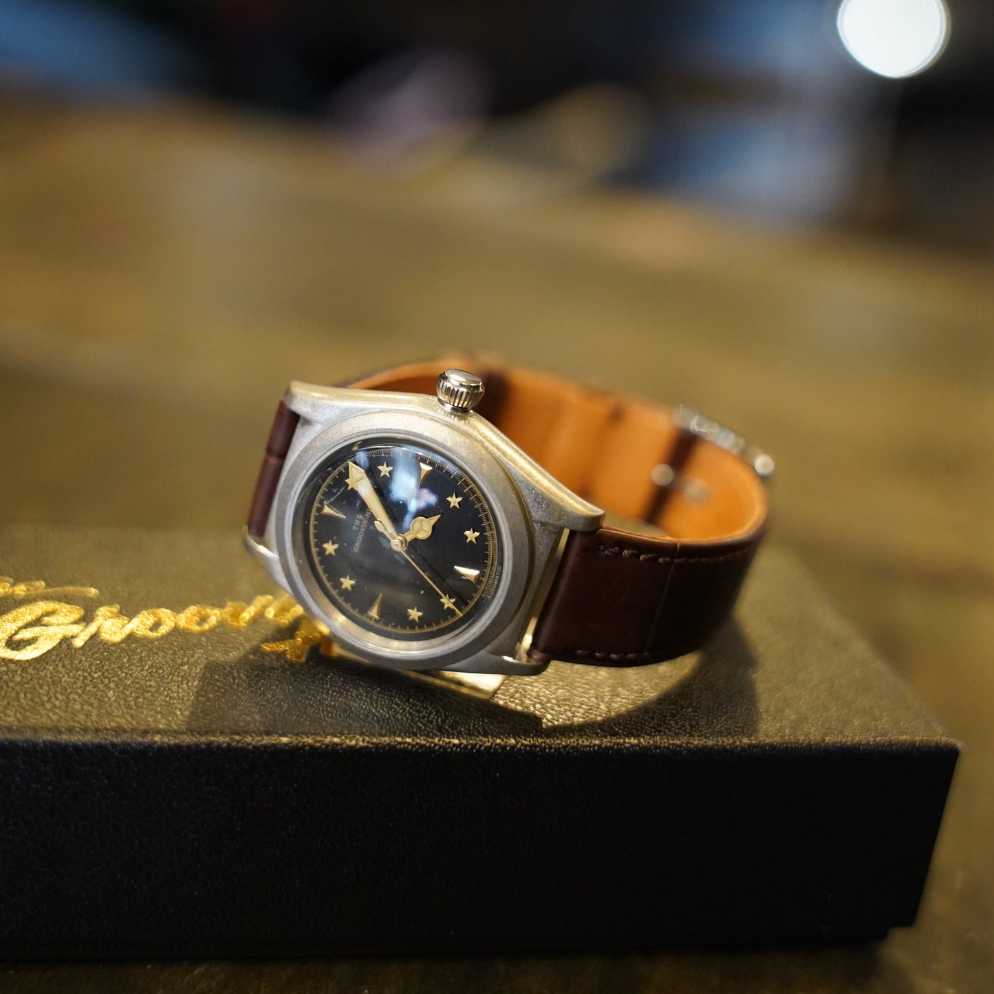 #312 1940 Watch - Bubble Back