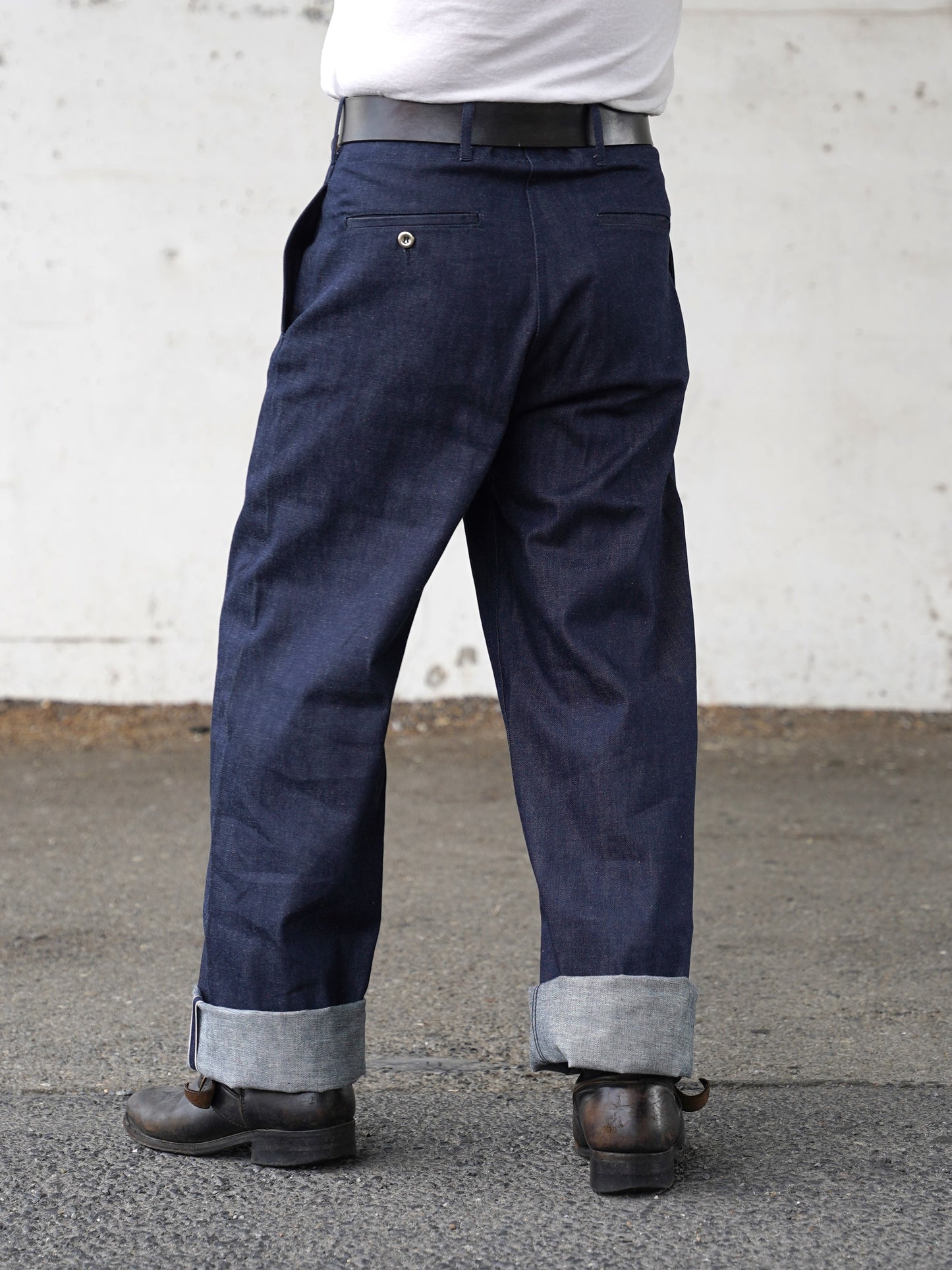 #250319 1945 Jail Pants