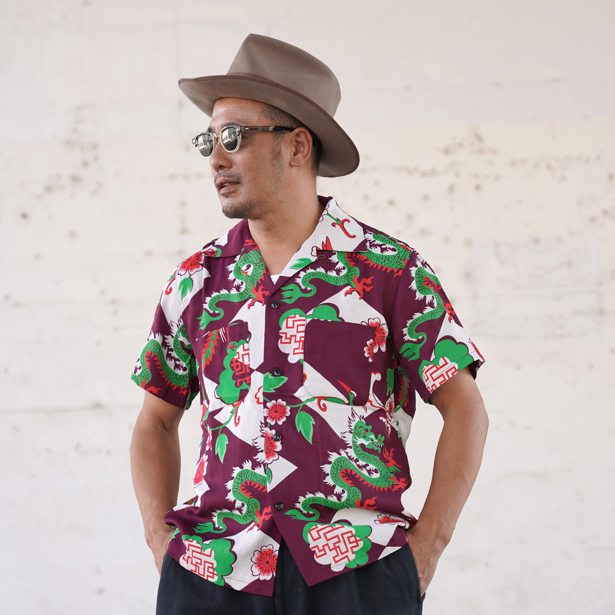 #270110 1950s Oriental Dragon Rayon S/S Shirt