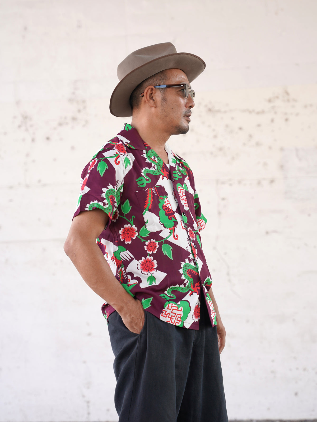 #270110 1950s Oriental Dragon Rayon S/S Shirt