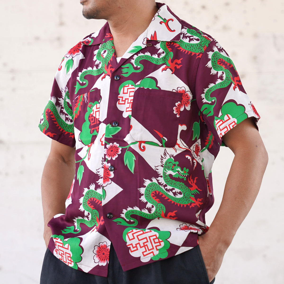 #270110 1950s Oriental Dragon Rayon S/S Shirt