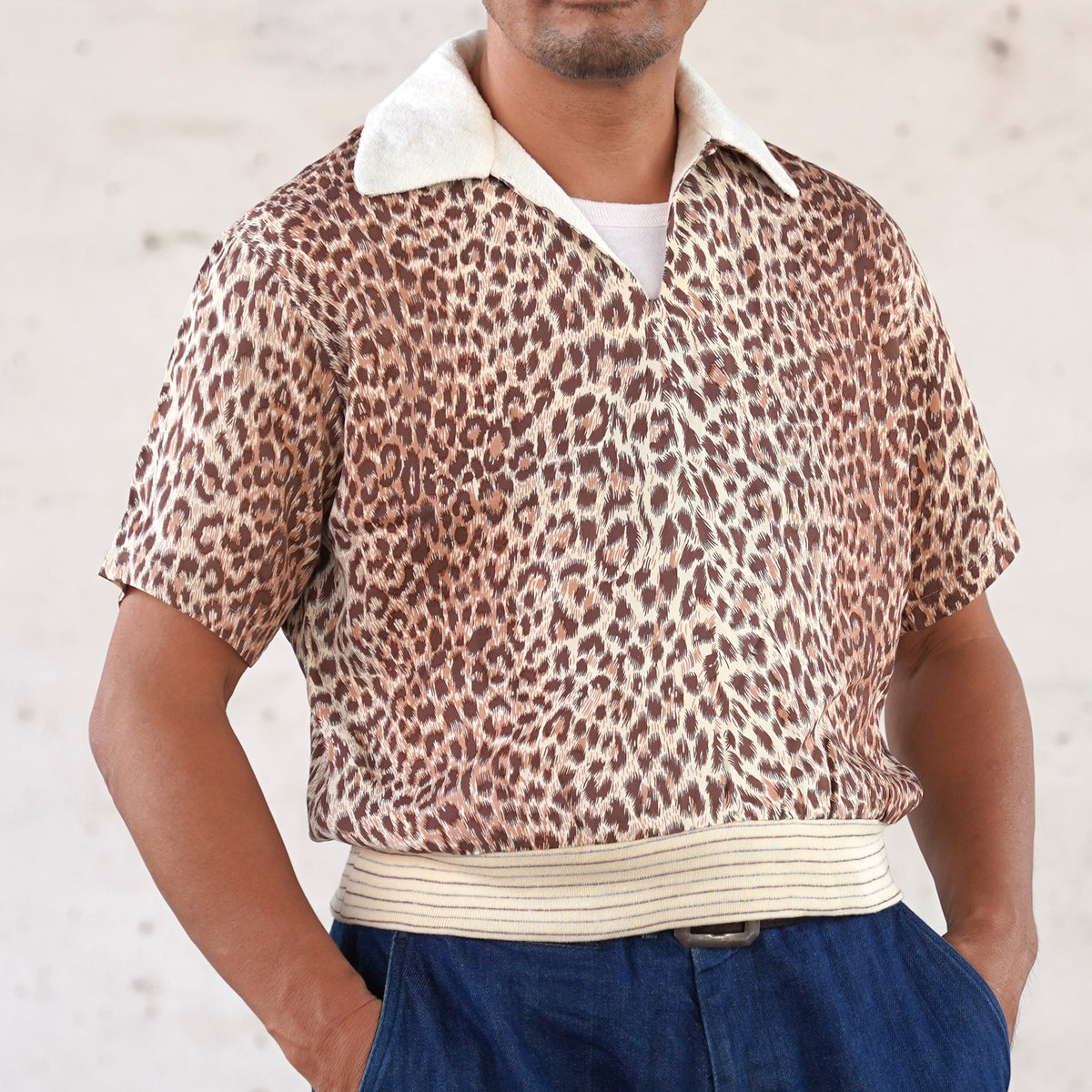 #270115 1950s Leopard Pullover Shirt