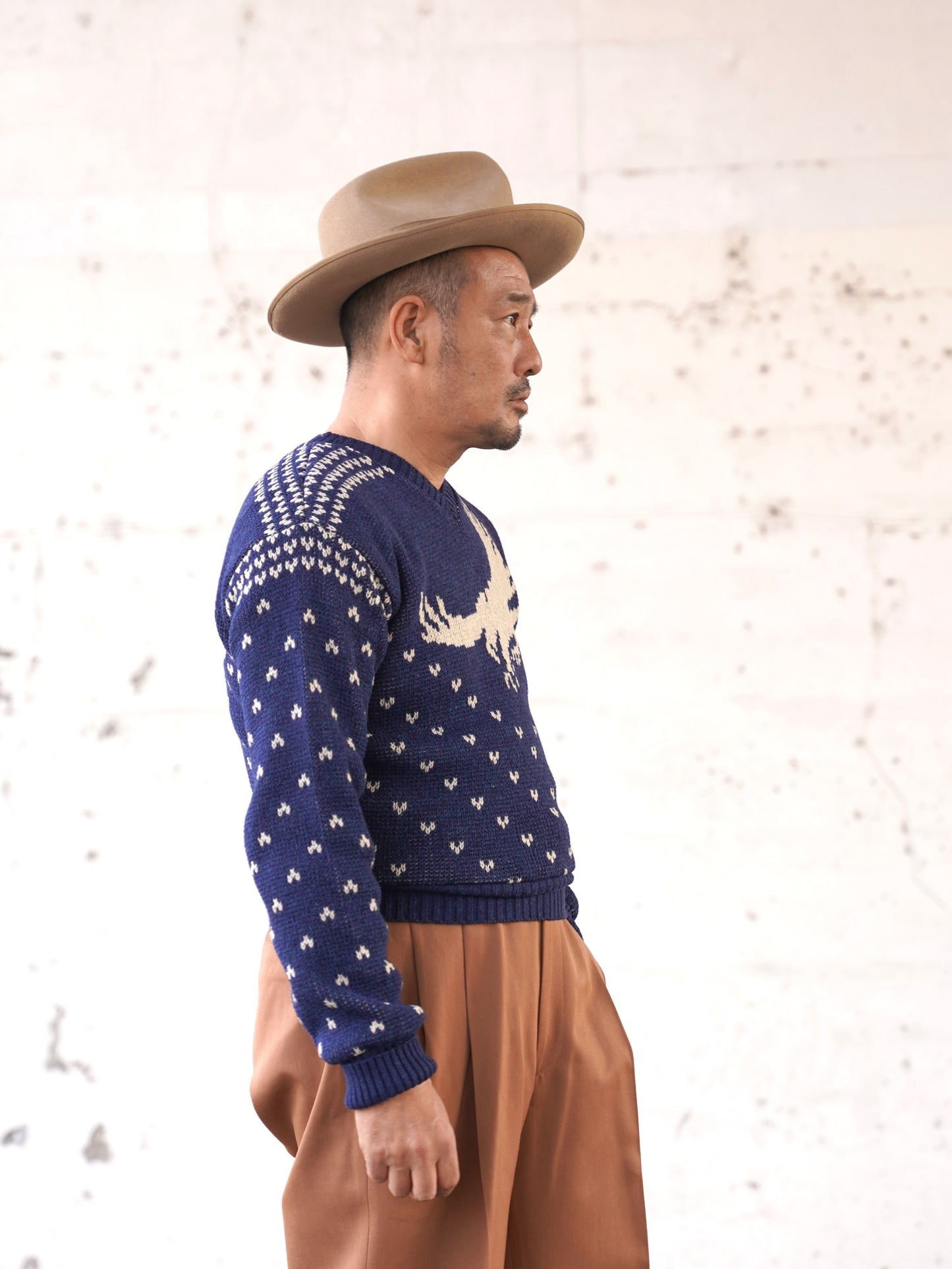 #250213 1950 V-neck Knit