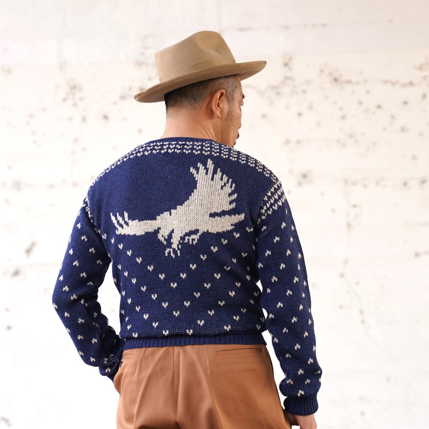 #250213 1950 V-neck Knit