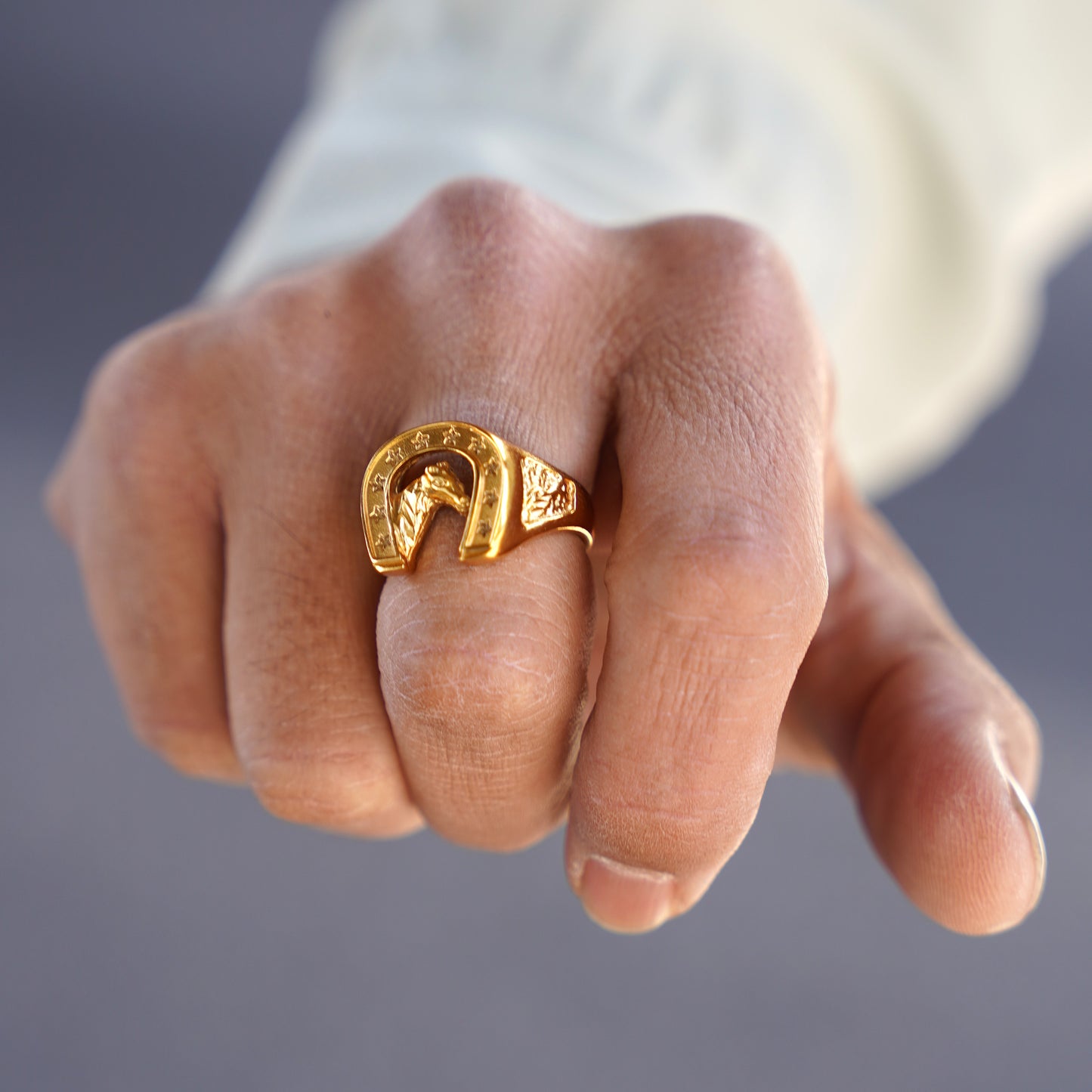 #260516 Horseshoe Ring