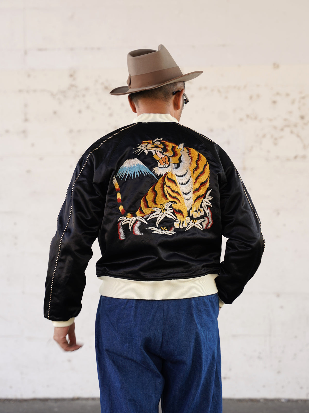 #270404 1950s Tiger Embroidery Sports Jacket