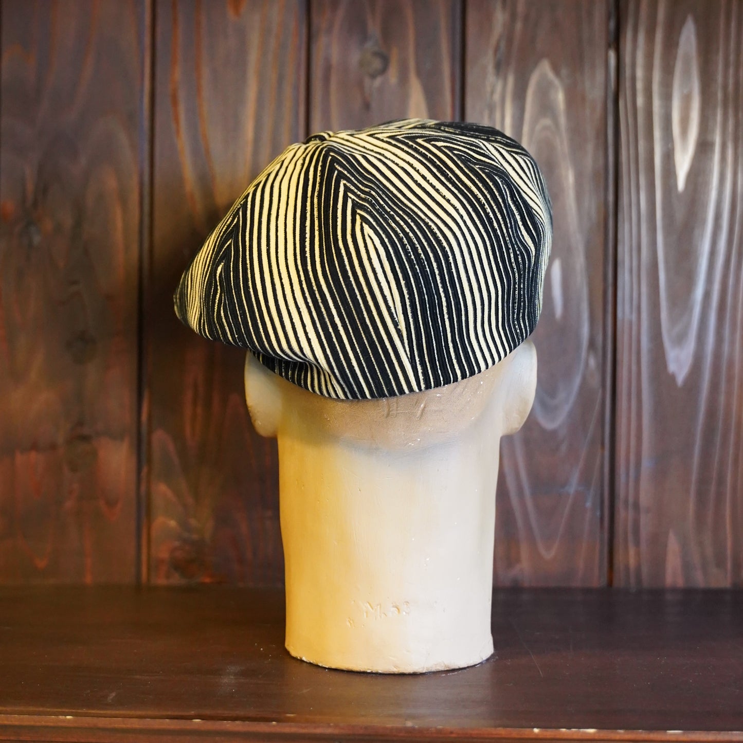 #260519 1940 Buddy Cap