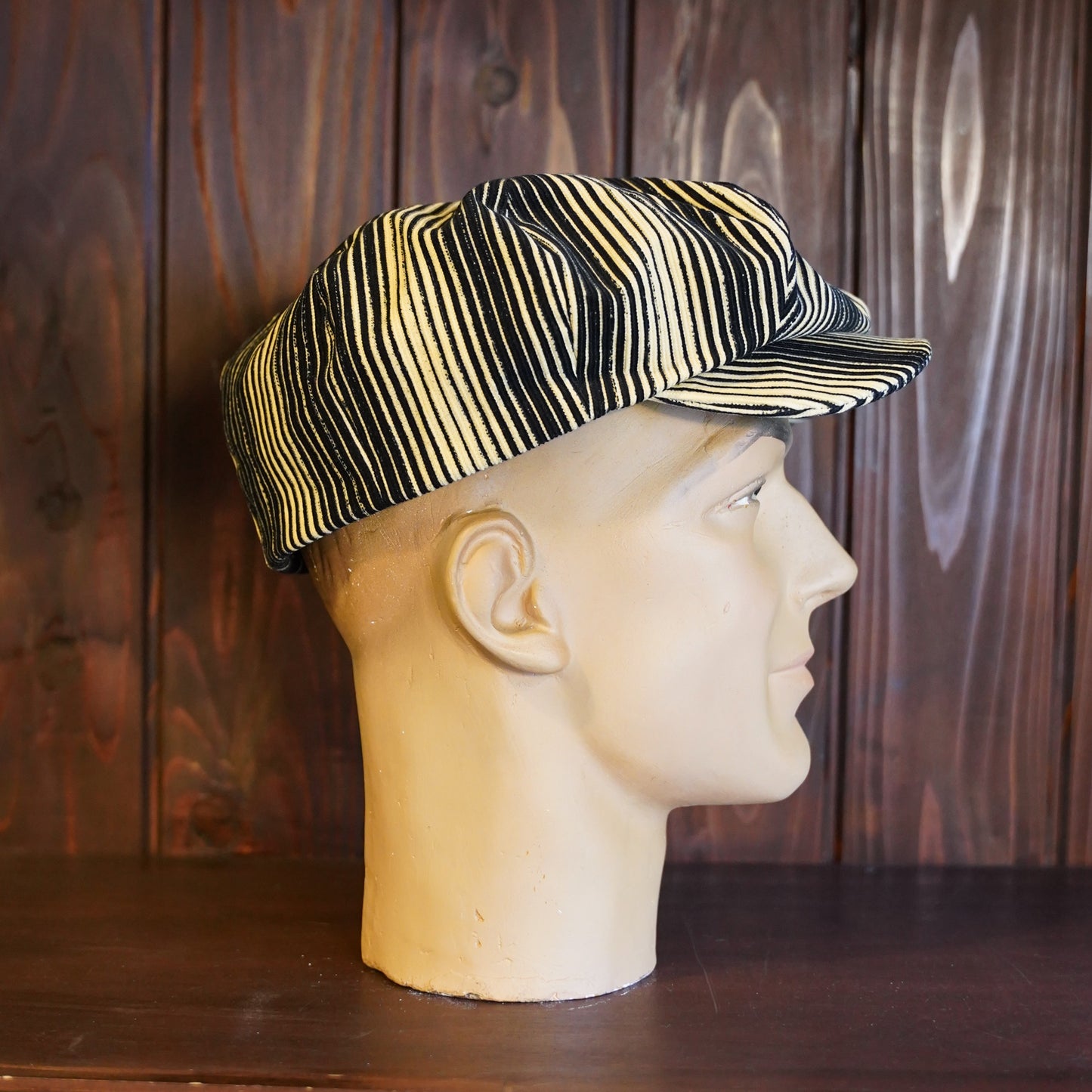#260519 1940 Buddy Cap